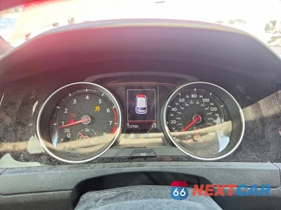 Zdjęcie 9 z 12 samochodu: 2018 VOLKSWAGEN GTI S/SE VIN:3VW447AU7JM251934 - miniatura