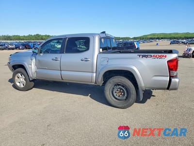 Drugie zdjęcie samochodu z przodu: 2016 TOYOTA TACOMA TRD SPORT VIN:5TFCZ5AN1GX012864 - miniatura