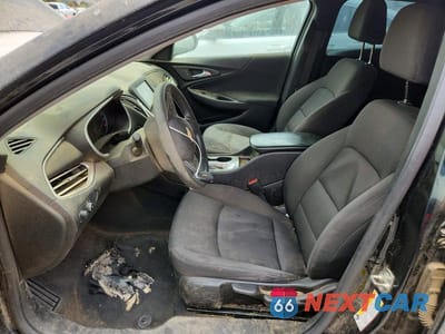 Zdjęcie 7 z 12 samochodu: 2018 CHEVROLET MALIBU LS VIN:1G1ZB5ST2JF222696 - miniatura