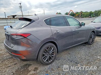 Trzecie zdjęcie samochodu z tyłu: 2024 MASERATI LEVANTE MODENA VIN:ZN661XUM3RX446580 - miniatura