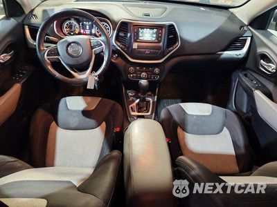 Zdjęcie 8 z 13 samochodu: 2014 JEEP CHEROKEE LATITUDE VIN:1C4PJMCS9EW226445 - miniatura