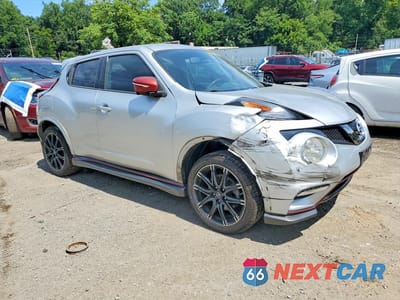Czwarte zdjęcie samochodu z boku: 2016 NISSAN JUKE NISMO VIN:JN8AF5MR6GT610362 - miniatura