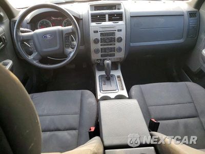Zdjęcie 8 z 12 samochodu: 2012 FORD ESCAPE XLT VIN:1FMCU9DG5CKC22065 - miniatura