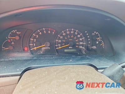 Zdjęcie 9 z 12 samochodu: 2002 TOYOTA TUNDRA SR5 VIN:5TBRN34102S293016 - miniatura