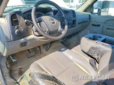 Zdjęcie 8 z 12 samochodu: 2011 GMC SIERRA C2500 HEAVY DUTY VIN:1GD01ZCG7BF247991 - miniatura
