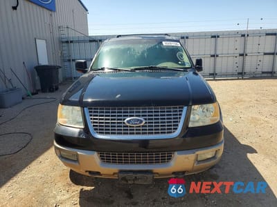 Piąte zdjęcie samochodu w środku: 2004 FORD EXPEDITION EDDIE BAUER VIN:1FMFU18L44LA54839 - miniatura