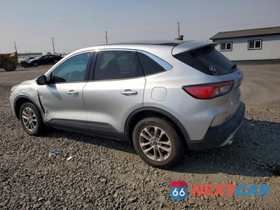 Drugie zdjęcie samochodu z przodu: 2020 FORD ESCAPE SE VIN:1FMCU9G60LUA86337 - miniatura