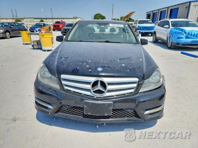 Piąte zdjęcie samochodu w środku: 2012 MERCEDES-BENZ C 300 4MATIC VIN:WDDGF8BB3CR196144 - miniatura