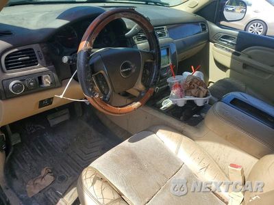 Zdjęcie 8 z 13 samochodu: 2012 GMC YUKON XL DENALI VIN:1GKS2MEF8CR216027 - miniatura