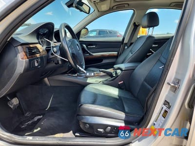 Zdjęcie 7 z 12 samochodu: 2011 BMW 328 XI SULEV VIN:WBAPK5C52BF126659 - miniatura