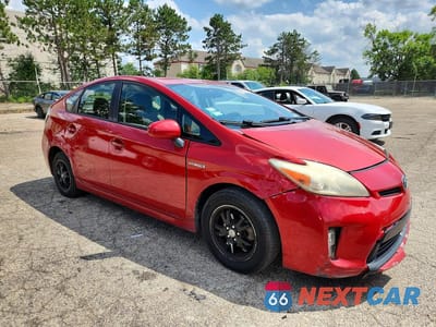 Czwarte zdjęcie samochodu z boku: 2015 TOYOTA PRIUS TWO VIN:JTDKN3DU4F1878333 - miniatura
