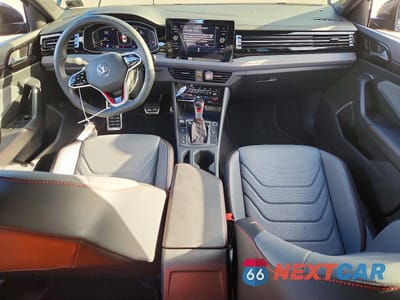 Zdjęcie 8 z 12 samochodu: 2025 VOLKSWAGEN JETTA GLI AUTOBAHN VIN:3VW2T7BU5SM031072 - miniatura