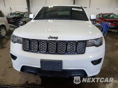 Piąte zdjęcie samochodu w środku: 2020 JEEP GRAND CHEROKEE LAREDO VIN:1C4RJFAG0LC374730 - miniatura