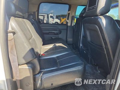 Zdjęcie 10 z 12 samochodu: 2011 CHEVROLET SILVERADO K1500 LT VIN:3GCPKSE30BG188413 - miniatura