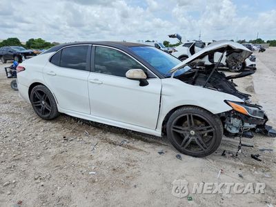 Czwarte zdjęcie samochodu z boku: 2018 TOYOTA CAMRY SE VIN:JTNB11HK3J3023298 - miniatura
