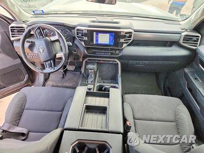 Zdjęcie 8 z 12 samochodu: 2023 TOYOTA TUNDRA SR5 VIN:5TFLA5AB9PX023267 - miniatura