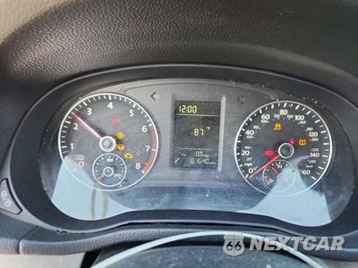 Zdjęcie 9 z 12 samochodu: 2015 VOLKSWAGEN PASSAT S VIN:1VWAT7A32FC031901 - miniatura