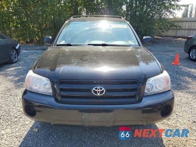 Piąte zdjęcie samochodu w środku: 2004 TOYOTA HIGHLANDER BASE VIN:JTEGP21A340003036 - miniatura
