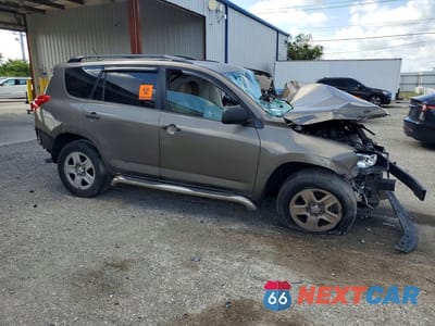 Czwarte zdjęcie samochodu z boku: 2011 TOYOTA RAV4 BASE VIN:2T3ZF4DV8BW075045 - miniatura