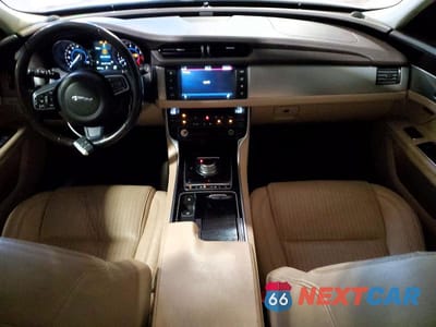 Zdjęcie 8 z 12 samochodu: 2016 JAGUAR XF PRESTIGE VIN:SAJBK4BV3GCY12423 - miniatura