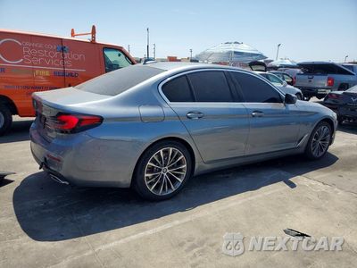 Trzecie zdjęcie samochodu z tyłu: 2022 BMW 530E VIN:WBA13AG04NCK15987 - miniatura