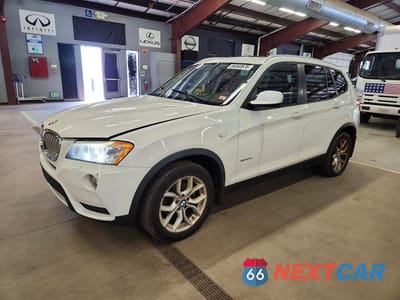 2013 BMW X3 XDRIVE28I 5UXWX9C57D0A32663 - główne zdjęcie licytacji z USA - miniatura