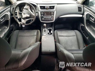 Zdjęcie 8 z 12 samochodu: 2016 NISSAN ALTIMA 2.5 SR VIN:1N4AL3AP1GC125614 - miniatura