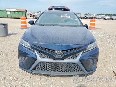 Piąte zdjęcie samochodu w środku: 2019 TOYOTA CAMRY SE VIN:4T1B11HK4KU270339 - miniatura