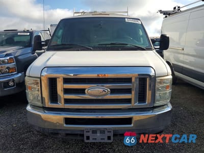 Piąte zdjęcie samochodu w środku: 2014 FORD ECONOLINE E350 SUPER DUTY CUTAWAY VAN VIN:1FDWE3FLXEDB15635 - miniatura