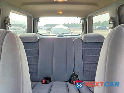 Zdjęcie 10 z 13 samochodu: 2000 FORD EXPLORER XLT VIN:1FMZU73E2YZA15906 - miniatura