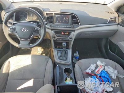 Zdjęcie 8 z 12 samochodu: 2018 HYUNDAI ELANTRA SEL VIN:5NPD84LF6JH351761 - miniatura