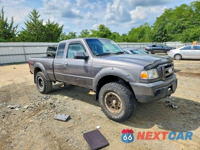Czwarte zdjęcie samochodu z boku: 2010 FORD RANGER SUPER CAB VIN:1FTLR4FEXAPA03817 - miniatura