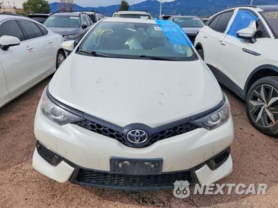 Piąte zdjęcie samochodu w środku: 2018 TOYOTA COROLLA IM BASE VIN:JTNKARJE5JJ567784 - miniatura