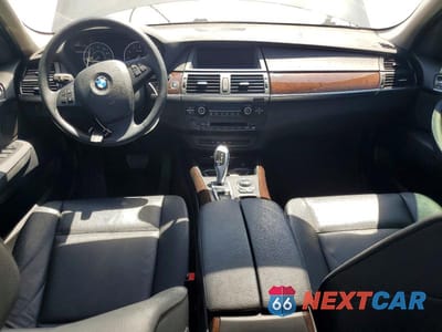 Zdjęcie 8 z 12 samochodu: 2013 BMW X5 XDRIVE35I VIN:5UXZV4C57D0B22403 - miniatura