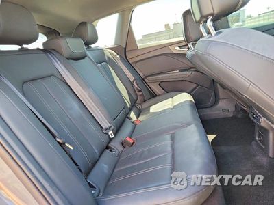 Zdjęcie 11 z 13 samochodu: 2023 AUDI Q4 E-TRON PREMIUM PLUS VIN:WA1BCBFZ7PP026611 - miniatura