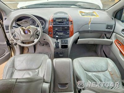 Zdjęcie 8 z 14 samochodu: 2004 TOYOTA SIENNA XLE 7 PASSENGER VIN:5TDZA22C24S206916 - miniatura