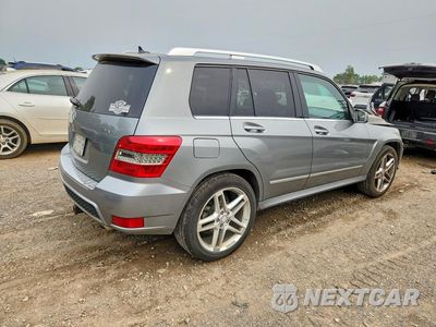Trzecie zdjęcie samochodu z tyłu: 2012 MERCEDES-BENZ GLK 350 4MATIC VIN:WDCGG8HB1CF865800 - miniatura
