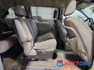 Zdjęcie 11 z 13 samochodu: 2007 CHRYSLER TOWN & COUNTRY LX VIN:1A4GJ45R57B248263 - miniatura