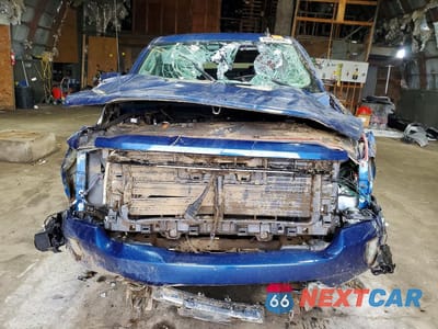 Piąte zdjęcie samochodu w środku: 2019 CHEVROLET SILVERADO LD K1500 LT VIN:2GCVKPEC3K1230134 - miniatura