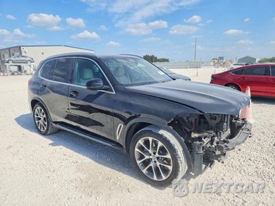 Czwarte zdjęcie samochodu z boku: 2019 BMW X5 XDRIVE40I VIN:5UXCR6C53KLL07840 - miniatura