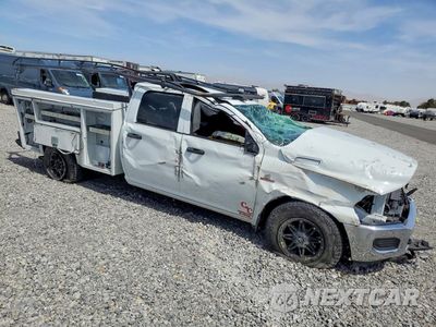 Czwarte zdjęcie samochodu z boku: 2023 RAM 3500 TRADESMAN VIN:3C63R3GL7PG511030 - miniatura