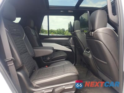 Zdjęcie 11 z 13 samochodu: 2025 CADILLAC ESCALADE V VIN:1GYS9HR93SR158842 - miniatura