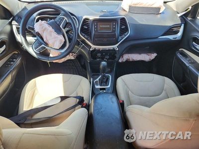 Zdjęcie 8 z 12 samochodu: 2015 JEEP CHEROKEE LATITUDE VIN:1C4PJLCB8FW759768 - miniatura