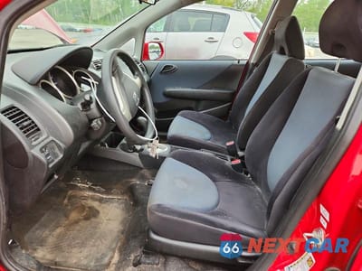 Zdjęcie 7 z 12 samochodu: 2008 HONDA FIT VIN:JHMGD38488S018580 - miniatura