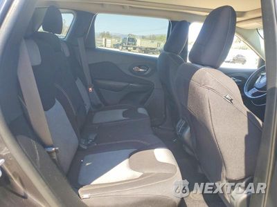 Zdjęcie 11 z 13 samochodu: 2014 JEEP CHEROKEE LATITUDE VIN:1C4PJMCS3EW294921 - miniatura