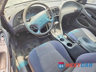 Zdjęcie 8 z 12 samochodu: 2003 FORD MUSTANG VIN:1FAFP40423F406465 - miniatura