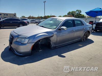 2018 CHRYSLER 300 LIMITED 2C3CCAEG7JH193815 - główne zdjęcie licytacji z USA - miniatura