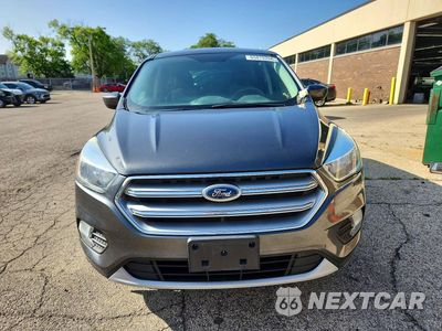 Piąte zdjęcie samochodu w środku: 2017 FORD ESCAPE SE VIN:1FMCU0GD0HUC93568 - miniatura