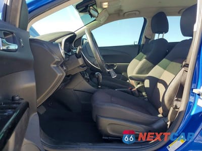 Zdjęcie 7 z 12 samochodu: 2018 CHEVROLET SONIC LT VIN:1G1JD6SH5J4102864 - miniatura