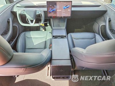 Zdjęcie 8 z 14 samochodu: 2025 TESLA MODEL 3 VIN:5YJ3E1EB0SF996757 - miniatura